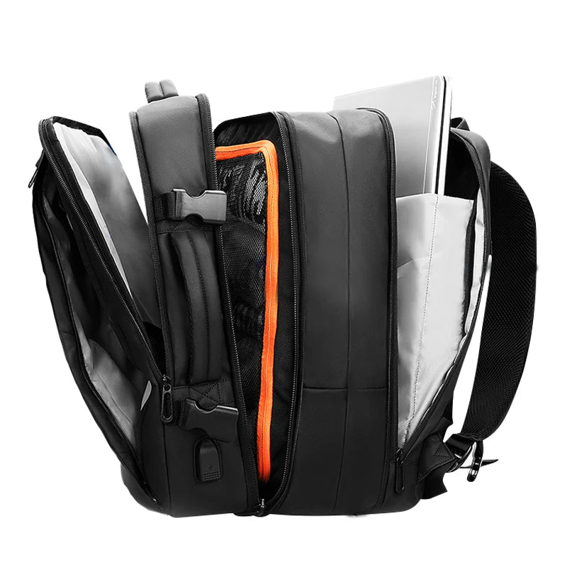 CommutePro: Günlük Kullanım İçin Genişletilebilir ve Fonksiyonel Sırt Çantası