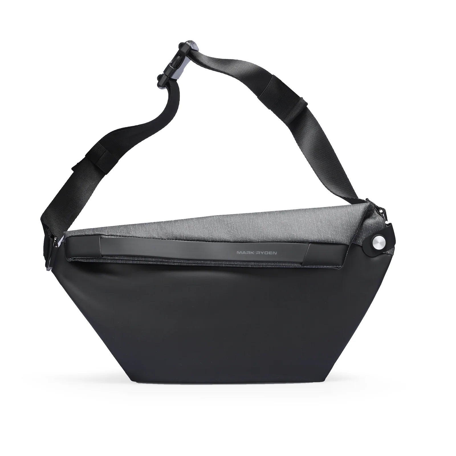 Pelmeen: Günlük Seyahat İçin Akıcı Tasarımlı Göğüs Çantası