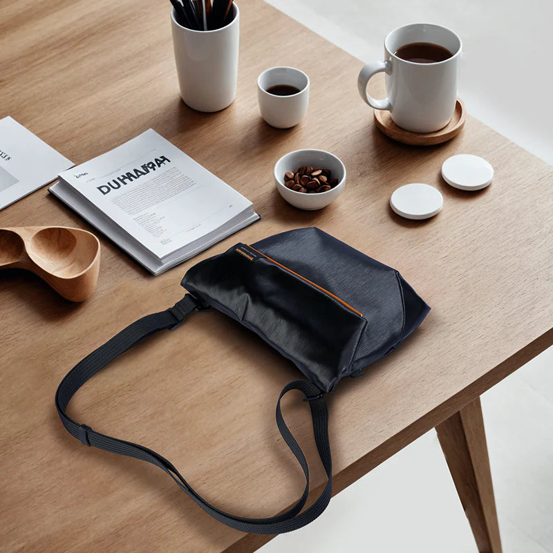 Streamline: Suya Dayanıklı Omuz Çantası Modern Günlük Kullanım İçin