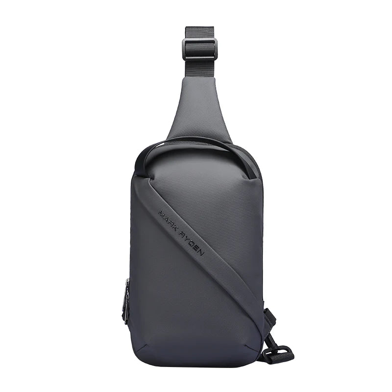 Clear: Sade Su Geçirmez Büyük Kapasiteli Çapraz Omuz Çantası