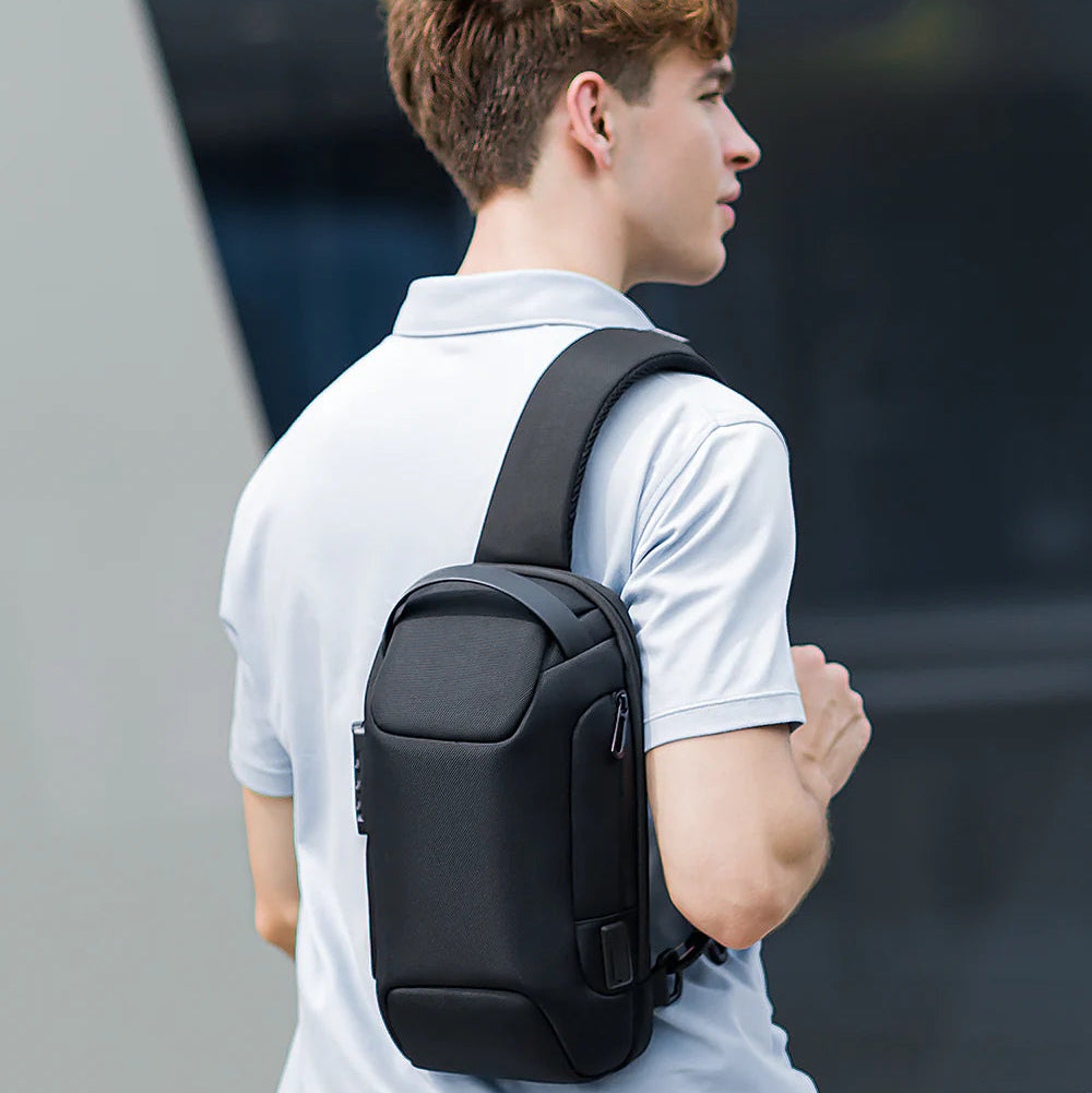 Odyssey Mini: İş ve Günlük Anti Hırsızlık Kilitli Suya Dayanıklı Çapraz Çanta