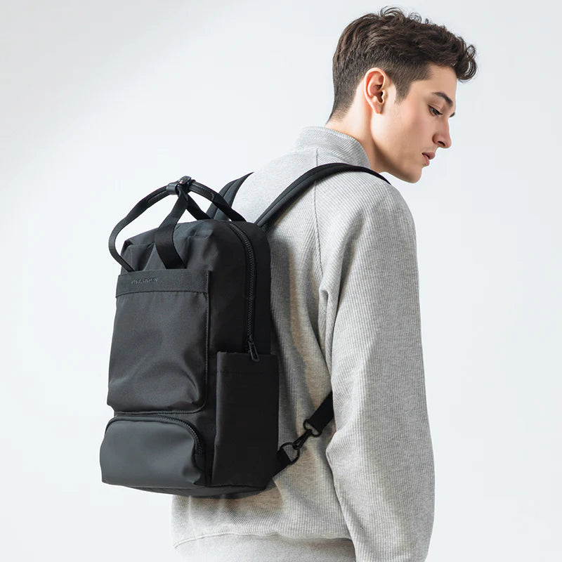 BreezePack: Hafif ve Kolay Taşınabilir Omuz Askılı Outdoor Sırt Çantası