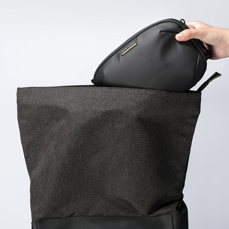 Oxford Voyager: Suya Dayanıklı Günlük Arkadaş Omuz Çantası