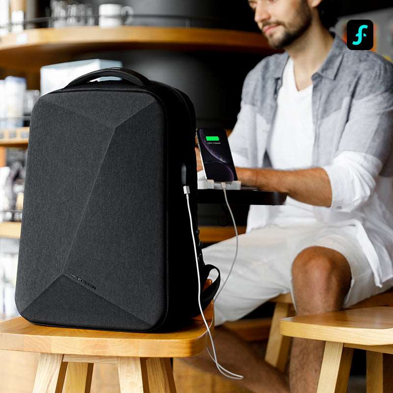 Protector I: Elmas Kesim Tasarım Sert Kasa Su Geçirmez Çizilmez Çok Fonksiyonlu Laptop Sırt Çantası