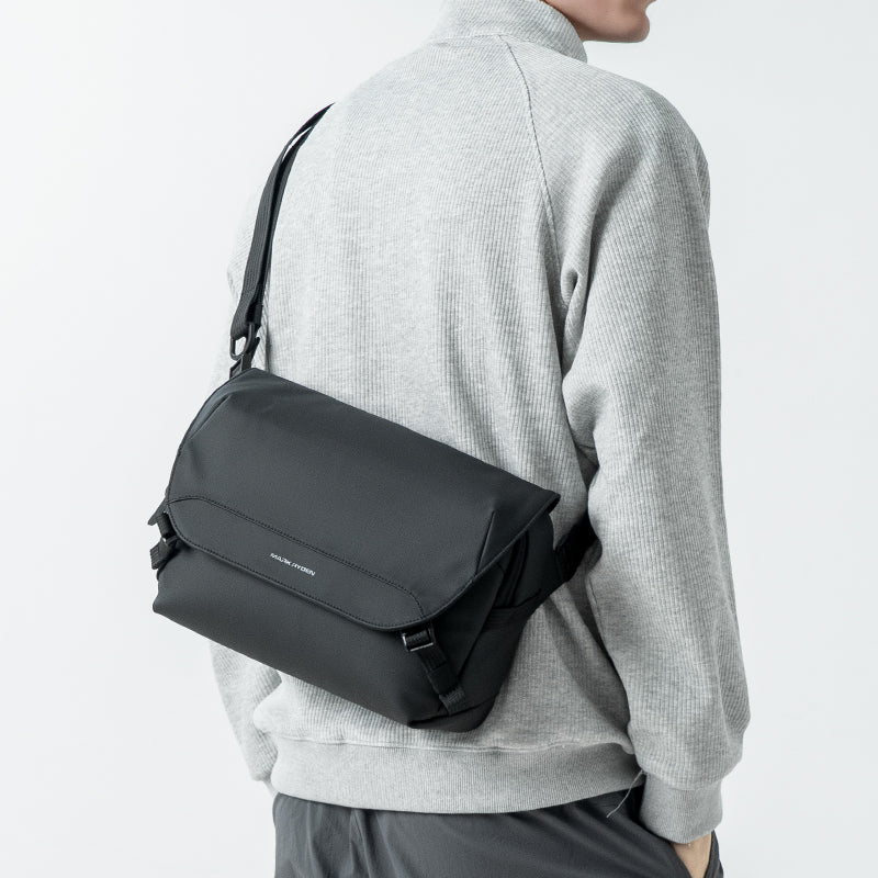 GameFlow: 500g Suya Dayanıklı Switch Sling Çanta Şehir İçin Oyunculara Özel