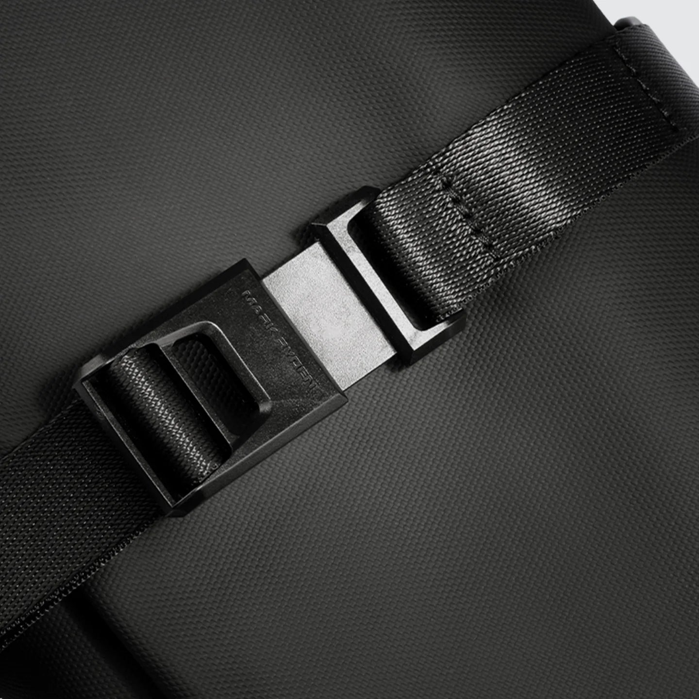 MagiClip: Islak-Kuru Ayrı Tuvalet Çantası Diş Fırçası Tutuculu Günlük Kullanım İçin